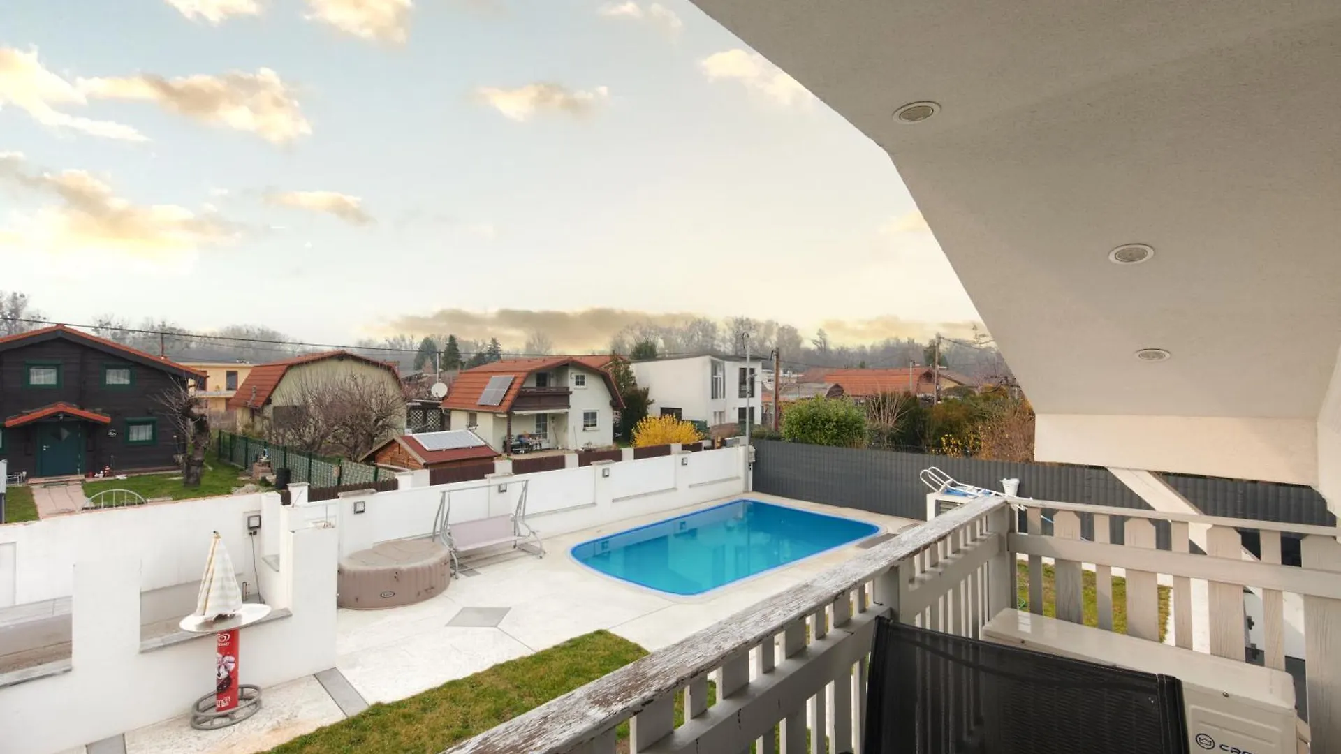 Luxurious 3Bd Villa In Prime Location Of Vienna 0*,  Austria