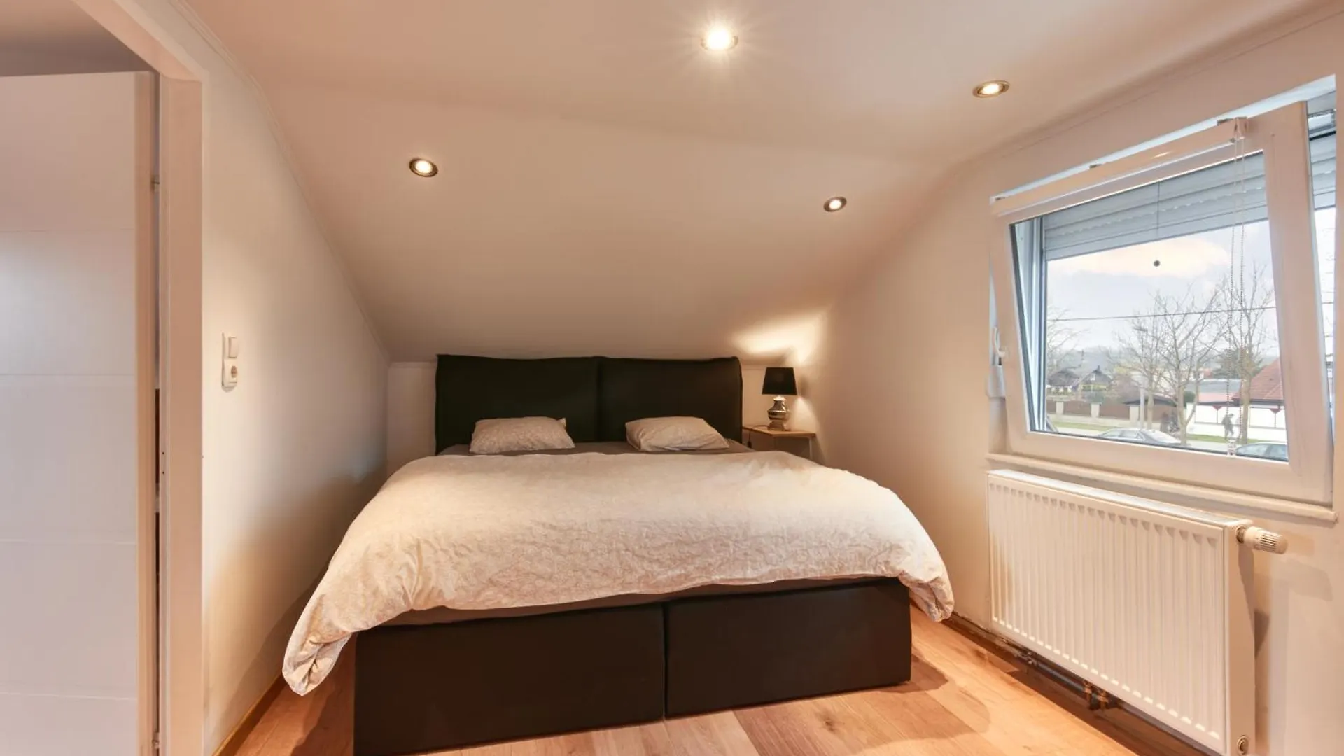 Luxurious 3Bd Villa In Prime Location Of Vienna Apartment