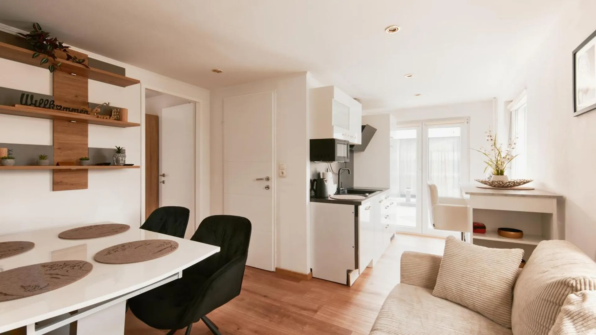 Luxurious 3Bd Villa In Prime Location Of Viena 0*,